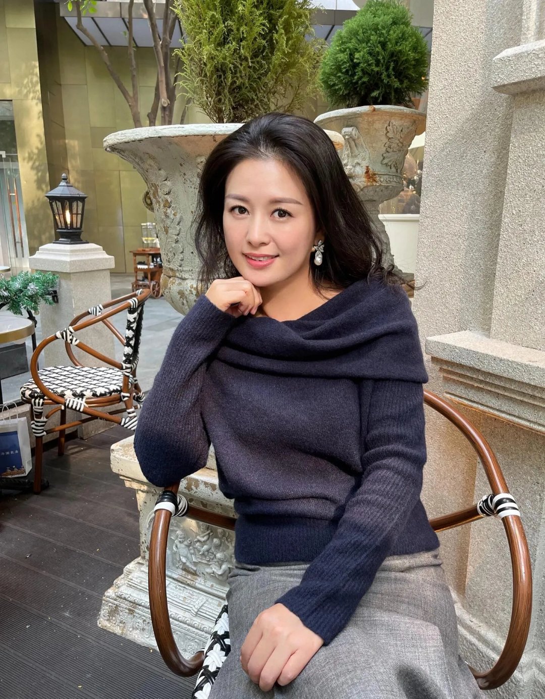 快50了,今天跟儿子说打算退休后找个地方安享晚年