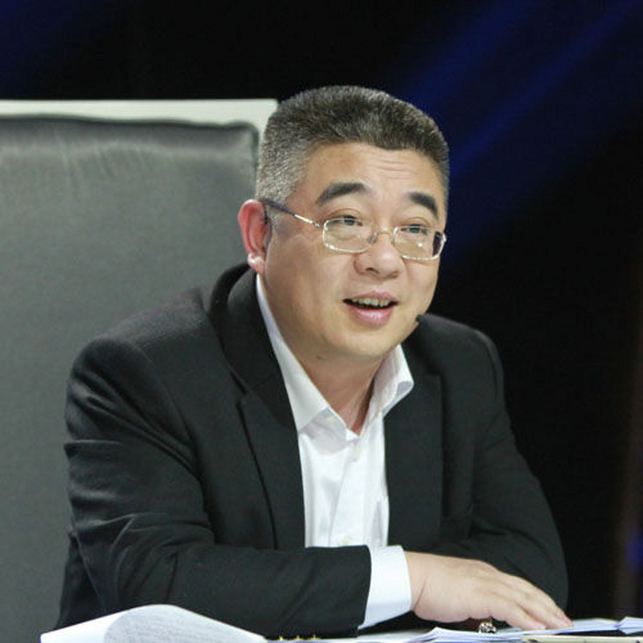 复旦大学教授钱文忠说:我们的社会已经有了严重的问题,严重到让那些