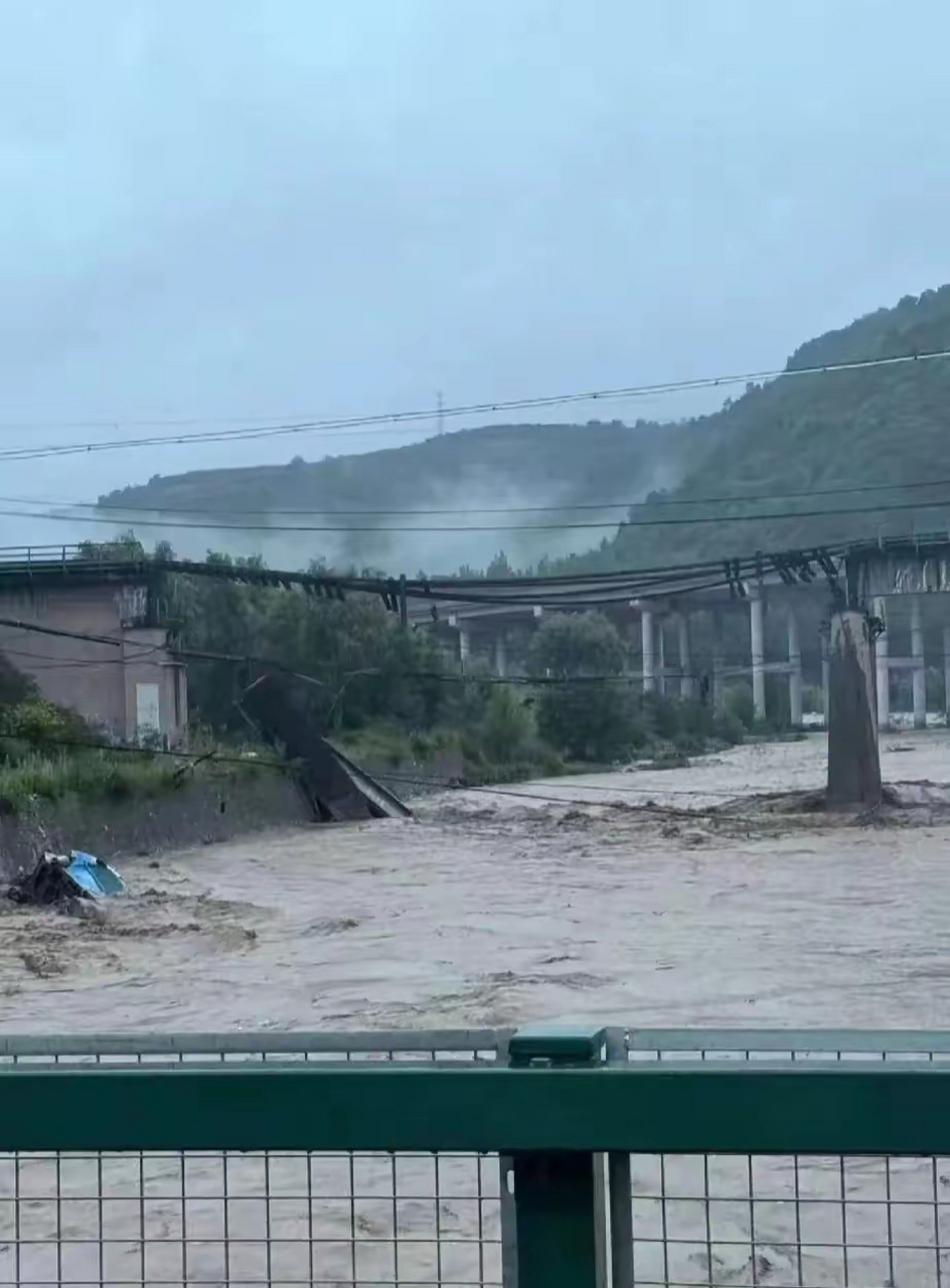 宝成铁路秦岭段图片