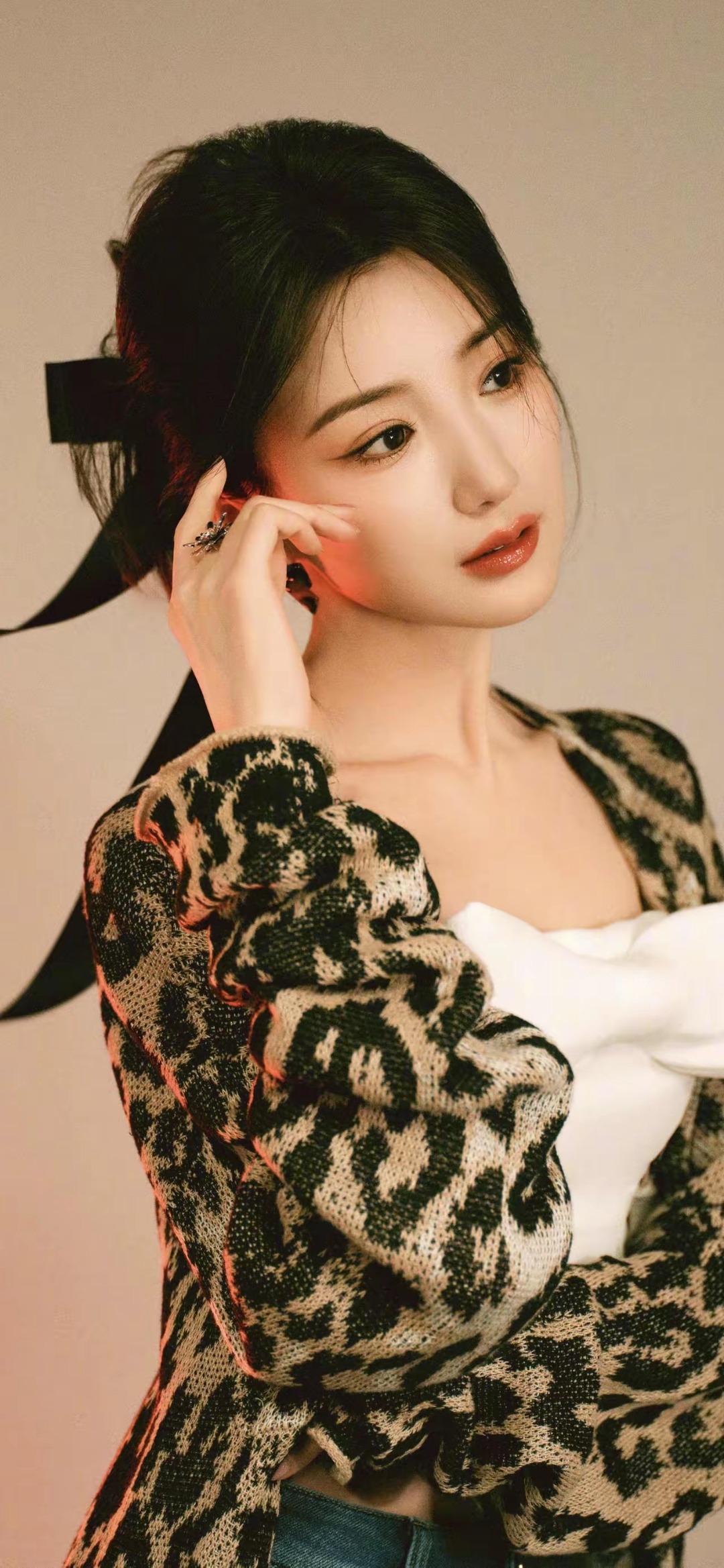 美女壁纸～毛晓彤,豹纹小妖精,轻松演绎都市丽人范儿