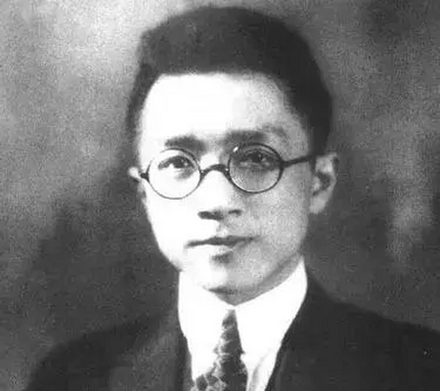 文艺是少数天才的独创|梁秋实  作者生平96