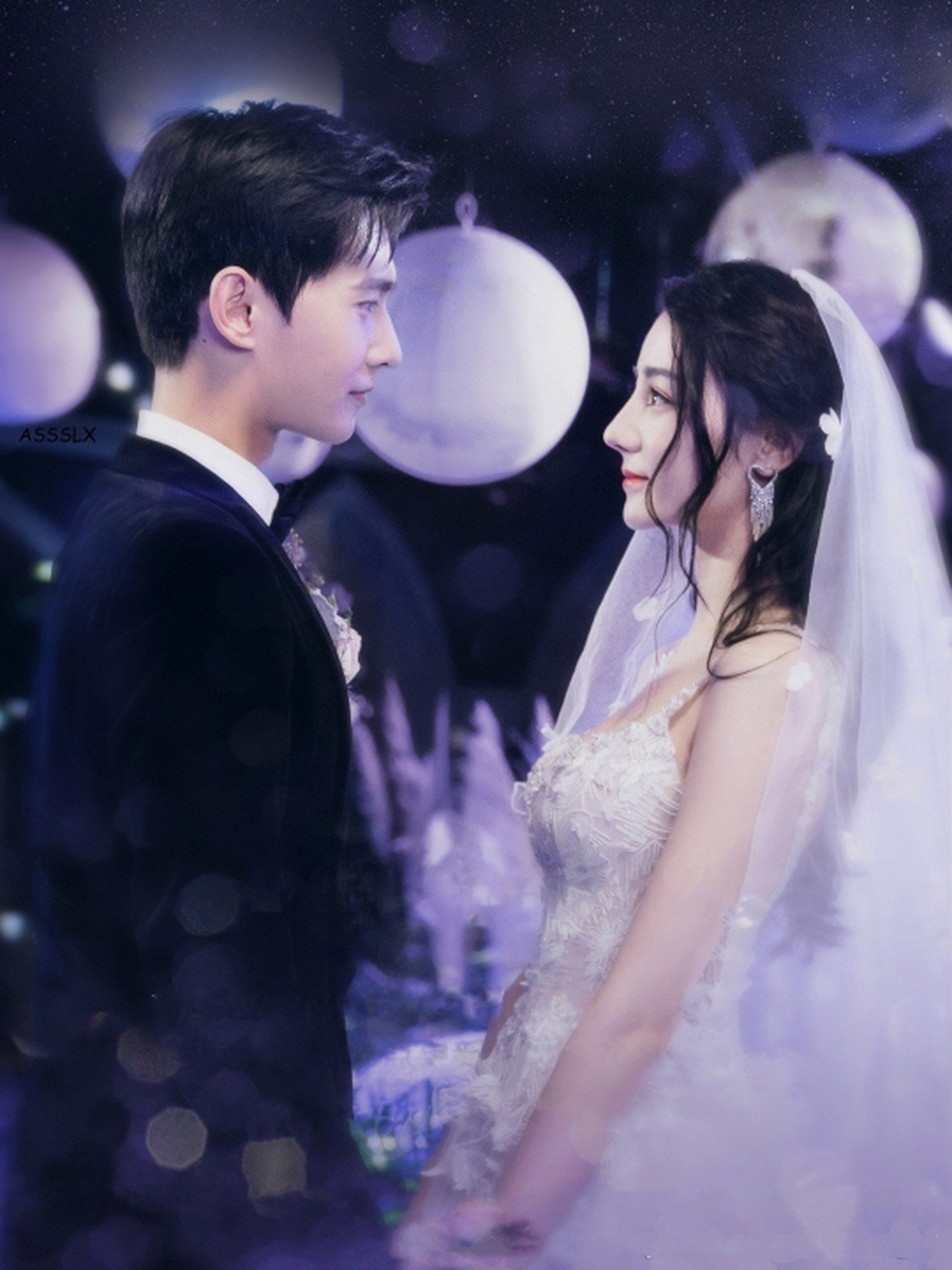 童年照,内娱第二份,之前的就是罗晋唐嫣夫妇了哦