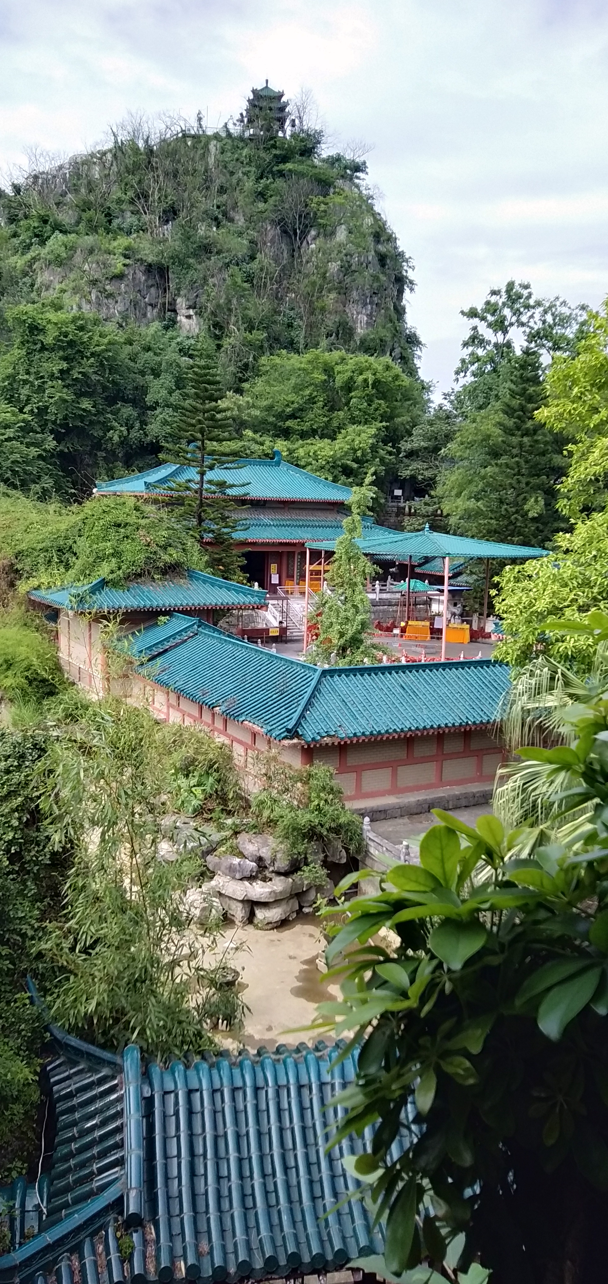 琼海超度幽斋道场-南无地藏王菩萨能超度地狱众生