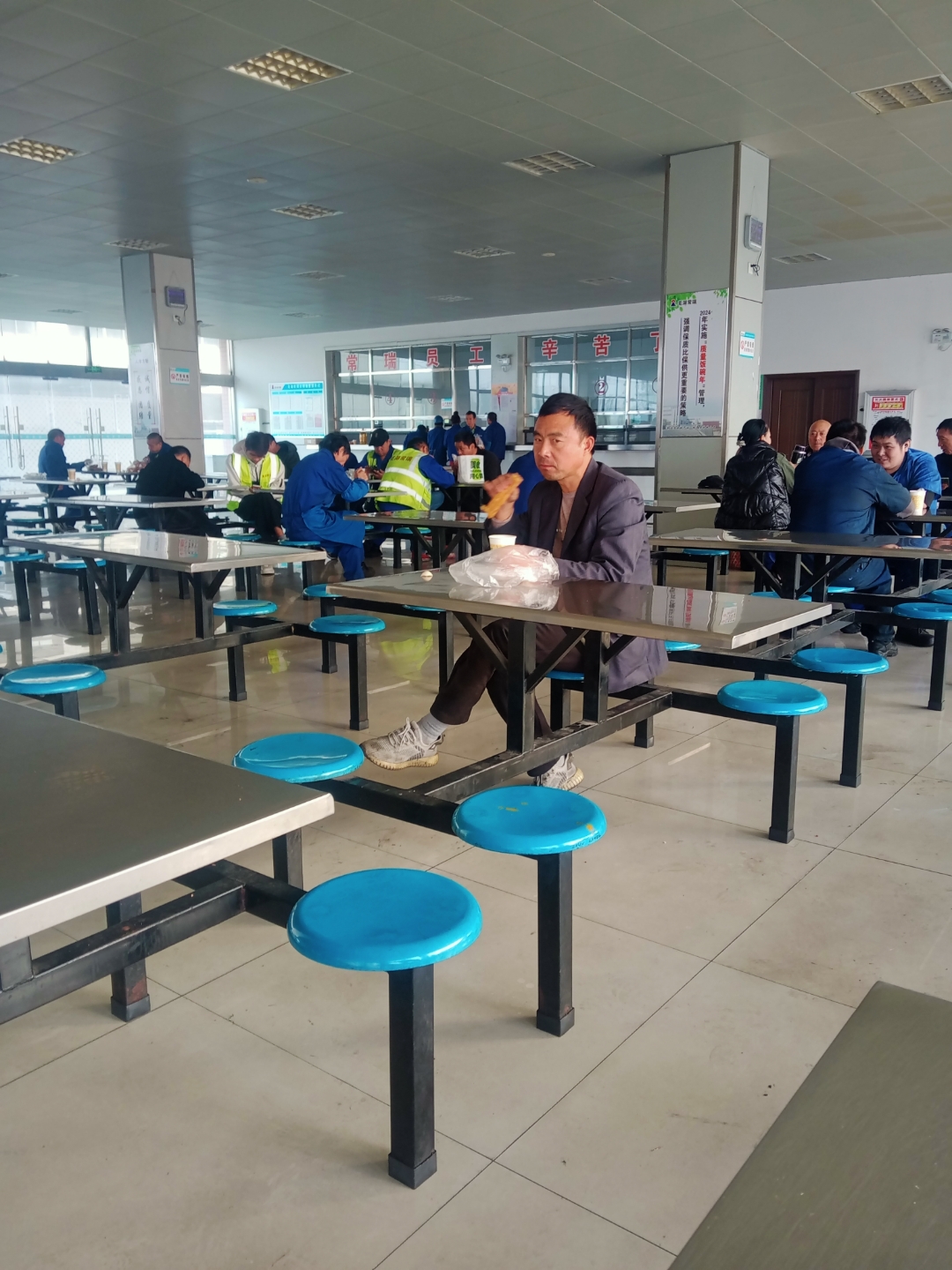 厂区食堂