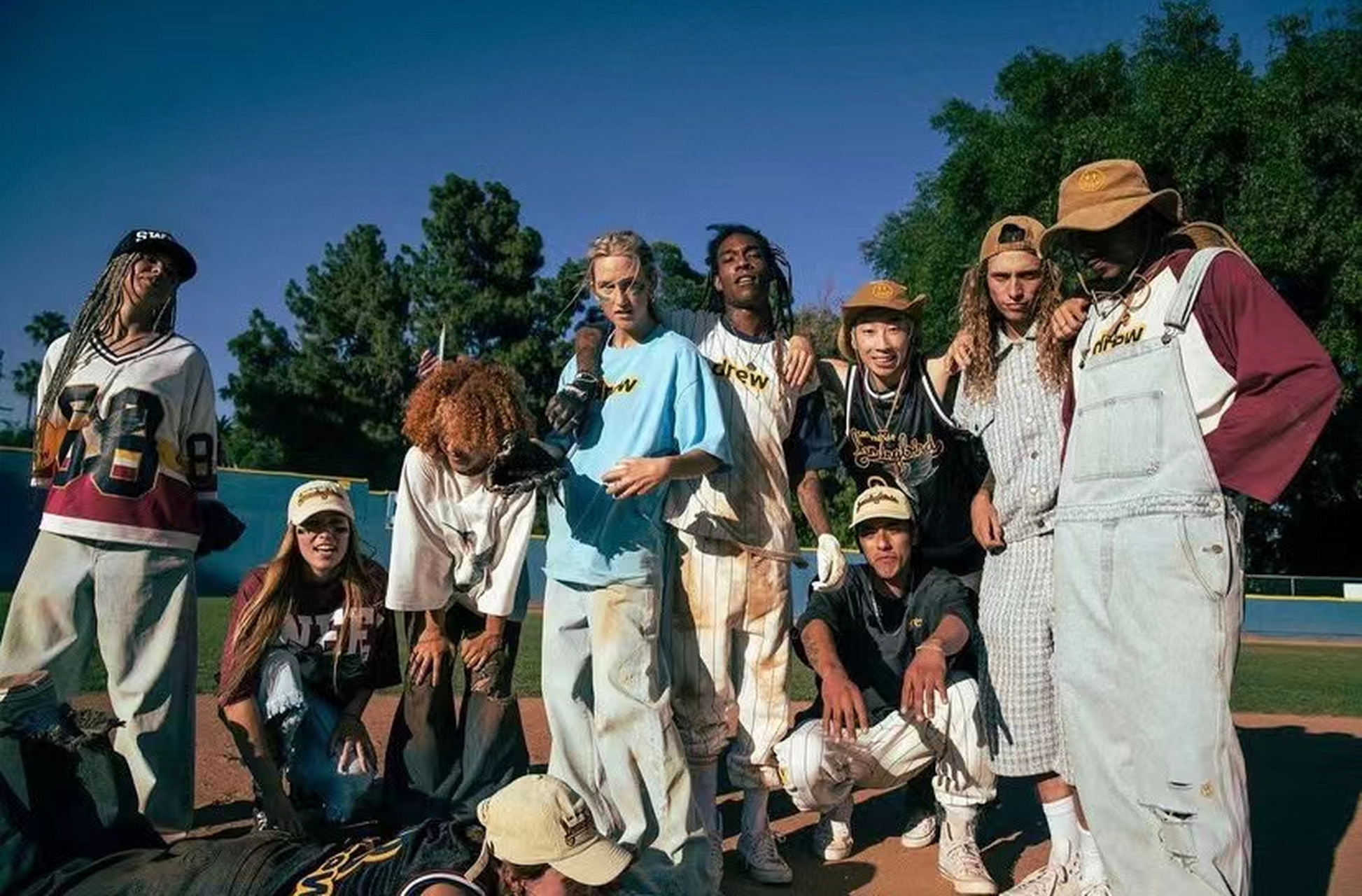 潮流壁纸# #潮图壁纸# #时尚