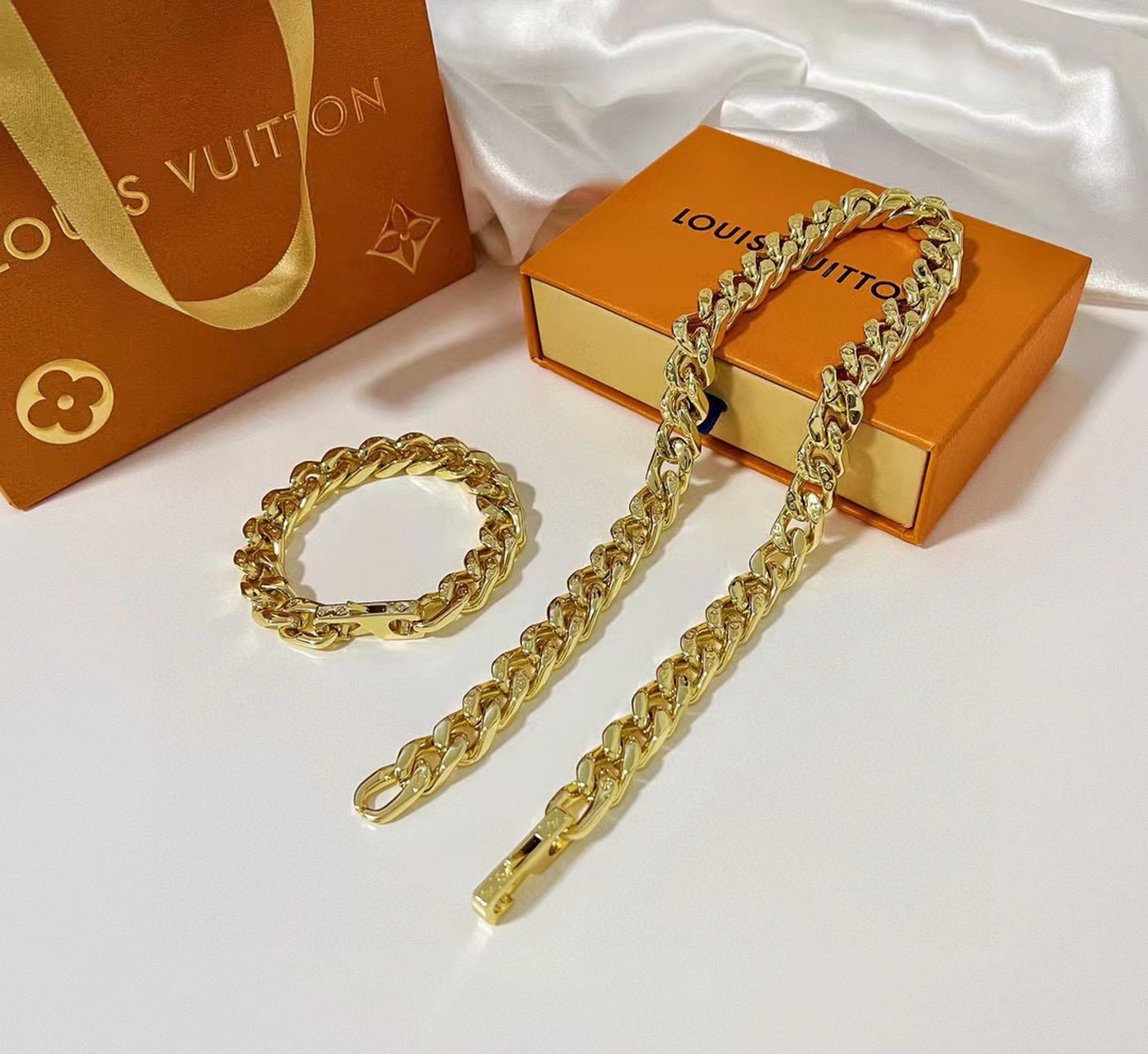 lv路易威登古巴金手链#时尚#  #潮流# #lv