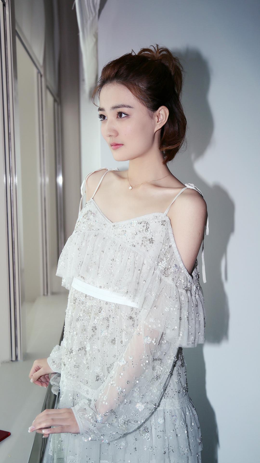 徐璐绝美大片惊艳来袭!每一帧都是壁纸级视觉盛宴