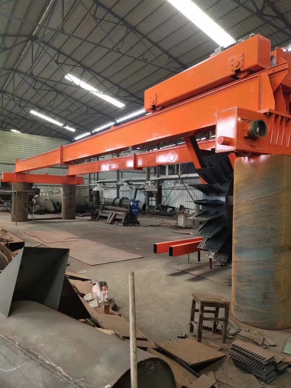 20米大轮盘式有机肥翻抛机即将制造完成