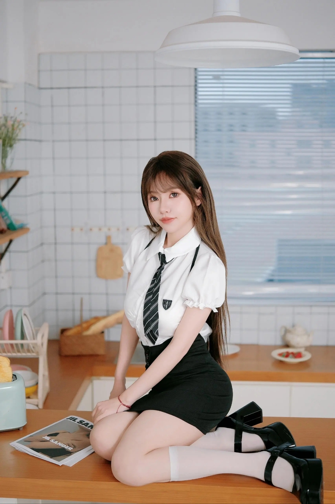 厨房里的jk写真,喜欢吗?