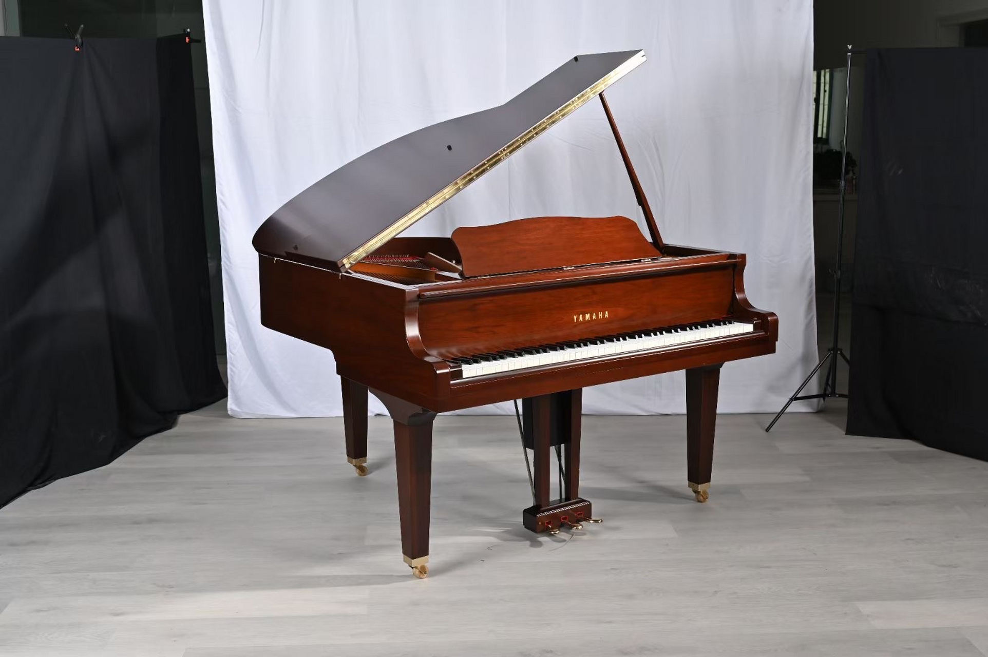 雅马哈小三角a1r