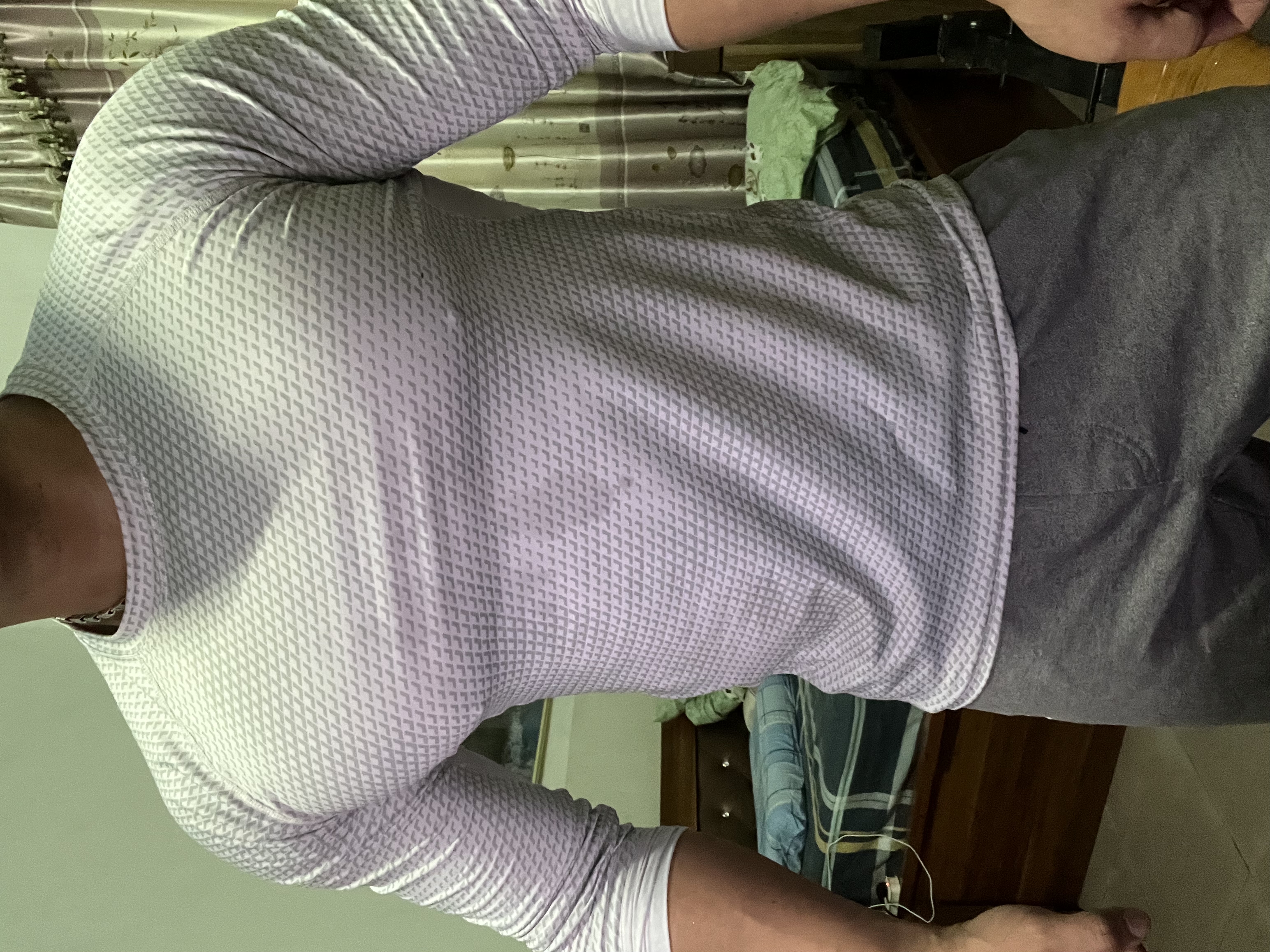 肌肉型男# #肌肉# #腹肌# #大叔# #健身# 壮硕的肌肉大叔,古铜色皮肤