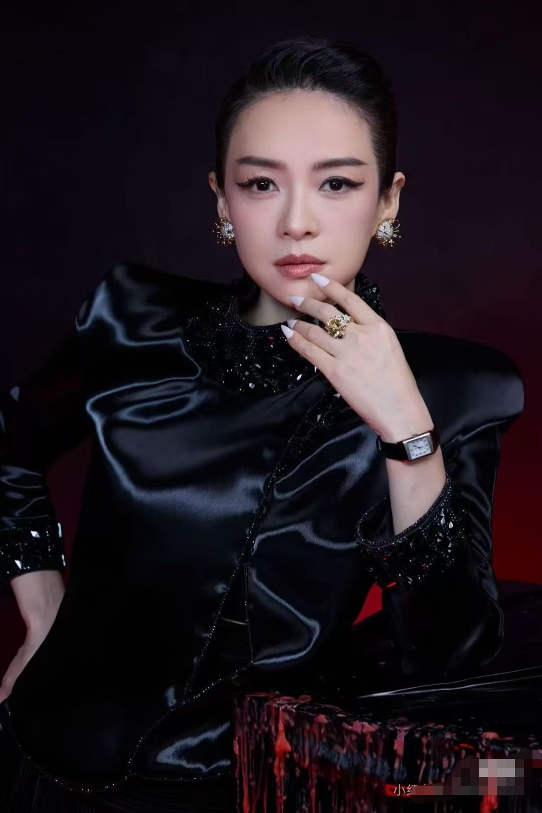 章子怡离婚后逆袭给男人敲警钟