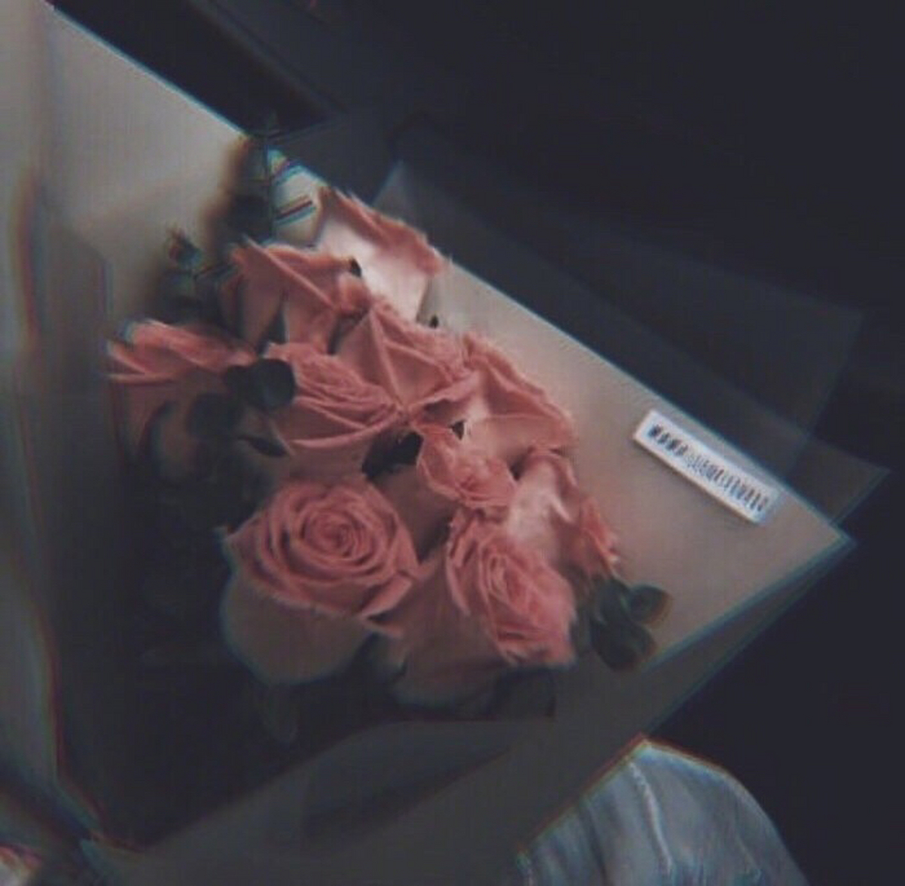 逻辑自洽还包括,你的呈现和你的品牌调性相一致.