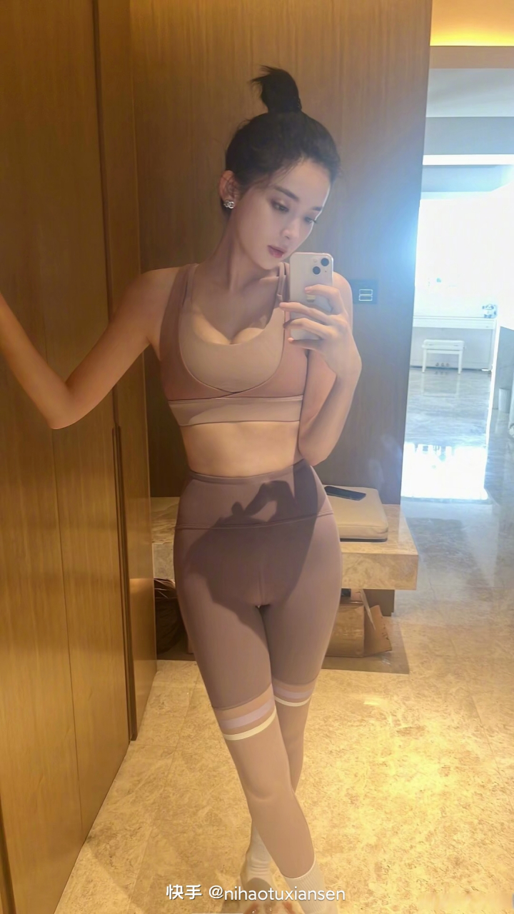 明星生图大赏#  古力娜扎(gulnazar),1992年5月2日出生于新疆