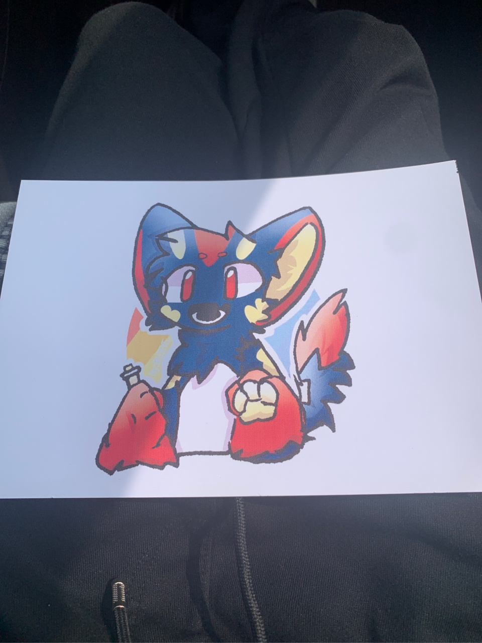 血眼是个画渣  为什么我看这个照片感觉越看越好看?