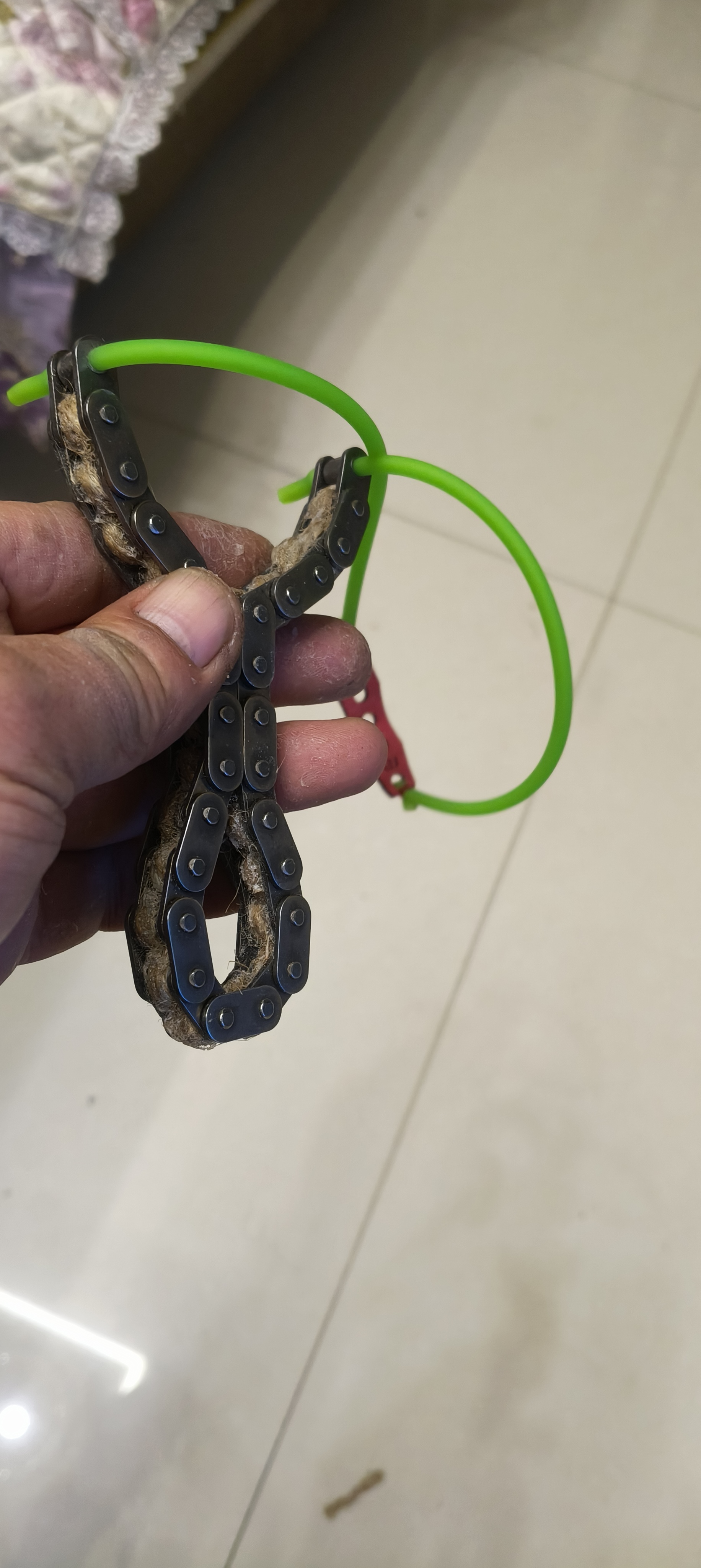 脑洞大开,汽车链条改装弹弓