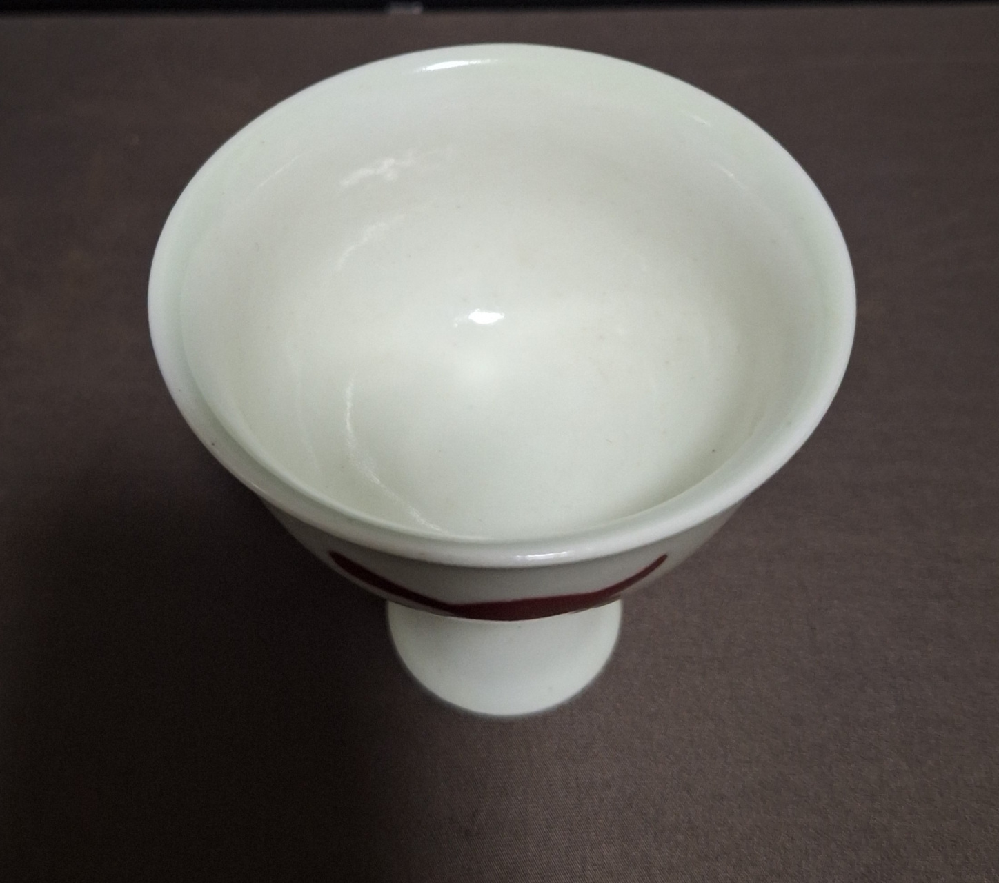 大明宣德年制甜白釉三鱼纹高足杯二对,高8.6厘米