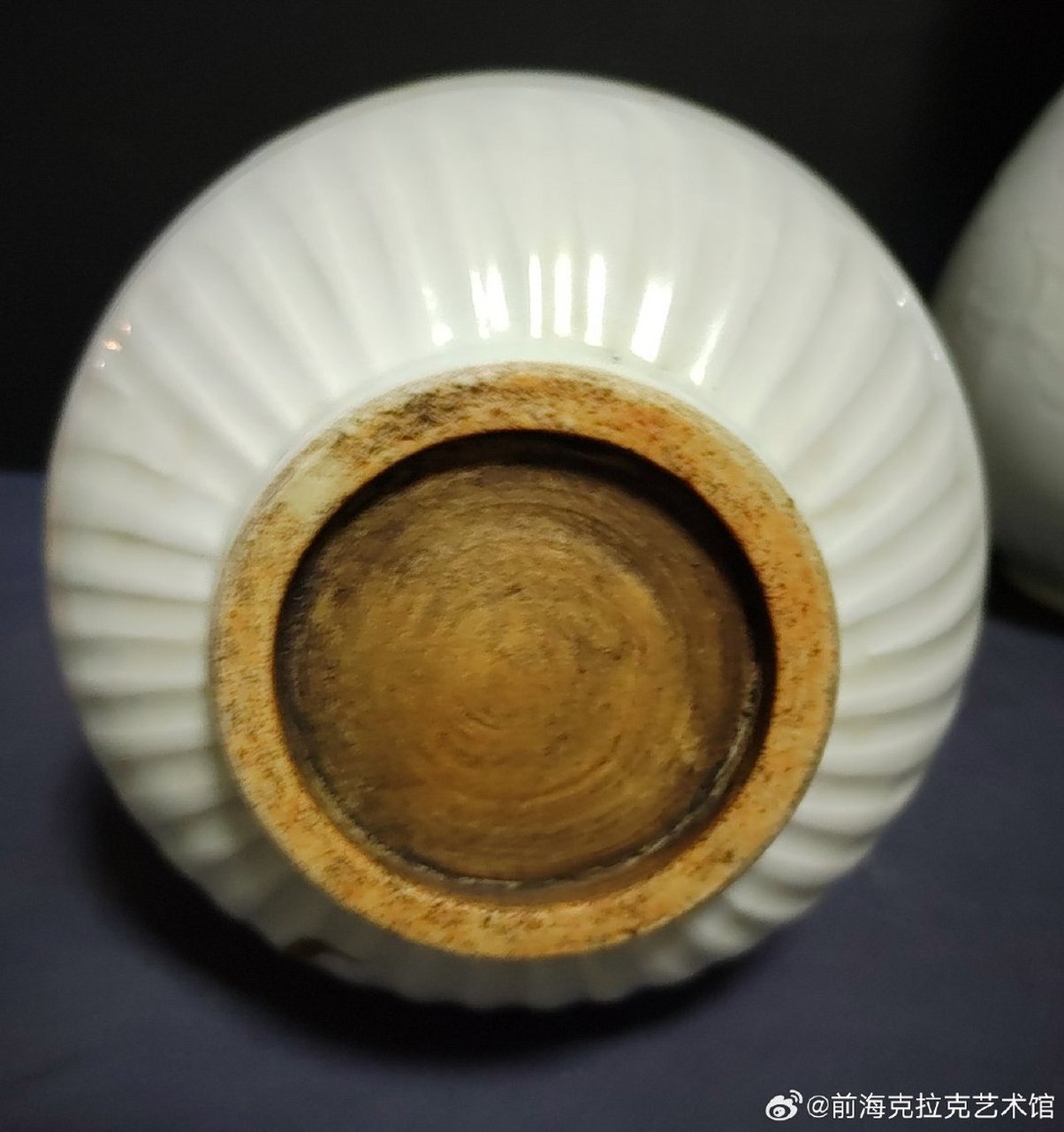 元代卵白釉枢府瓷(它的地位比元青花还要高,更加罕见)枢府釉蒜头瓶一