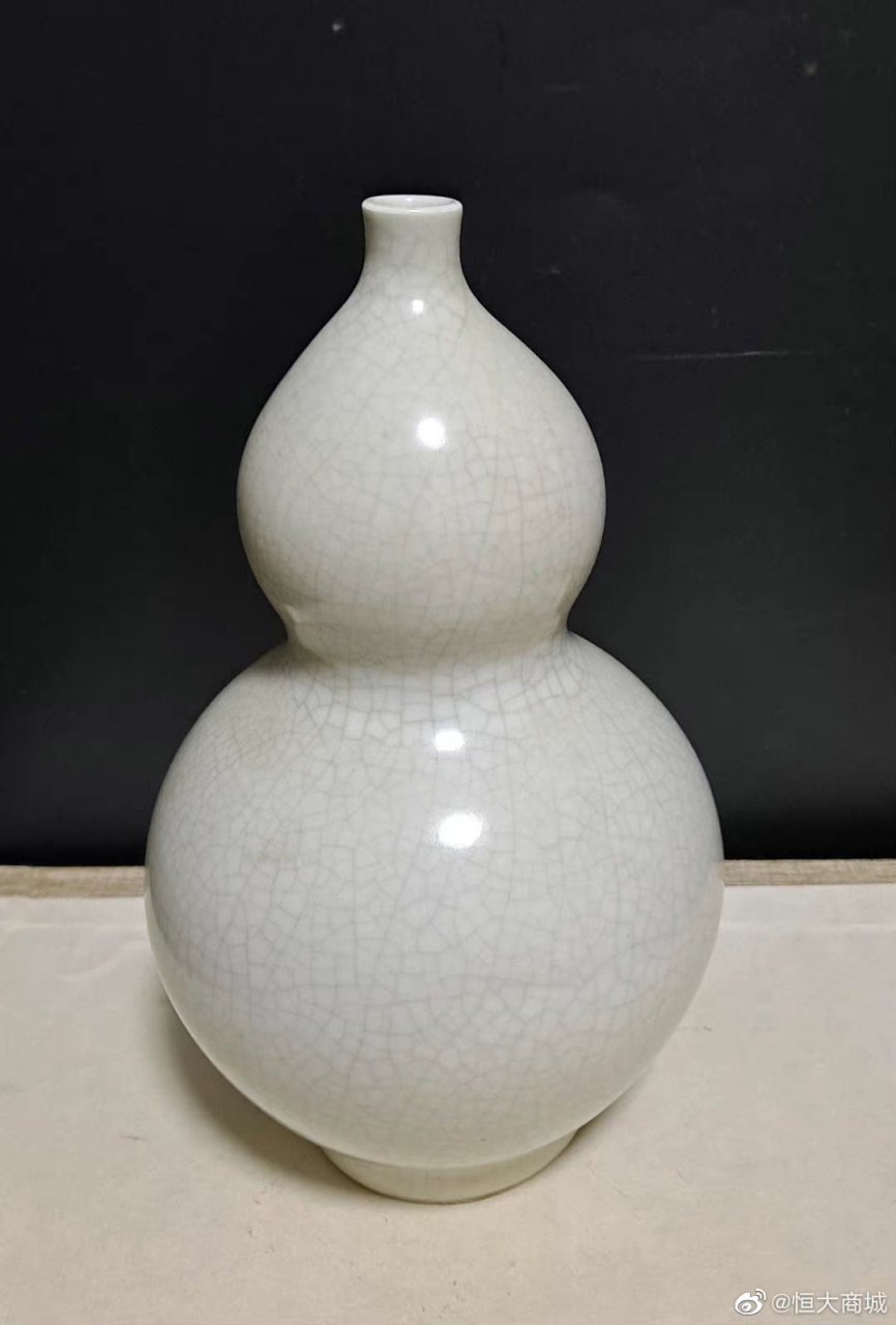 大清康熙年制仿定窑白瓷葫芦瓶,高16.5厘米72口径1.