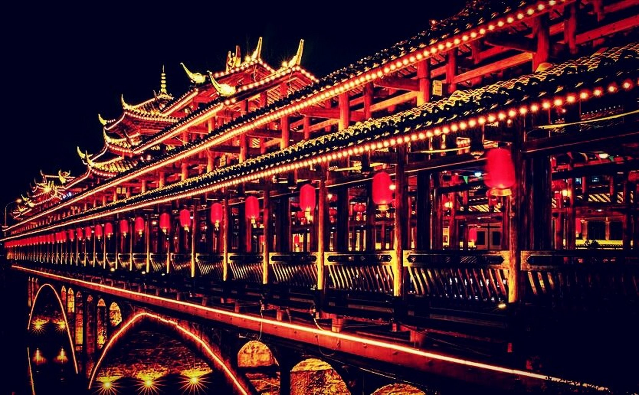 城步荣昌桥是巫水河上第一座大桥,建于清朝光绪年间(1875年),由城步籍