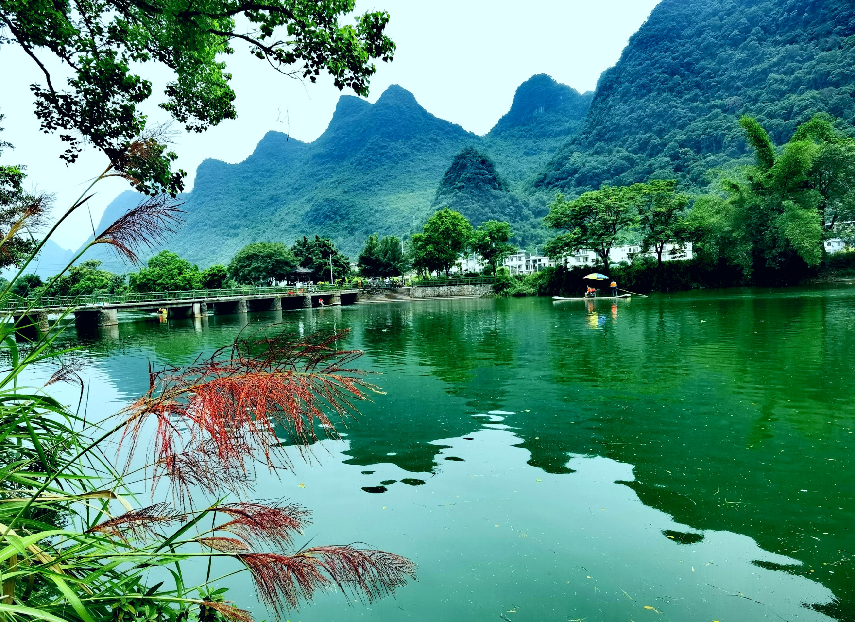 桂林山水甲天下,阳朔山水甲桂林.