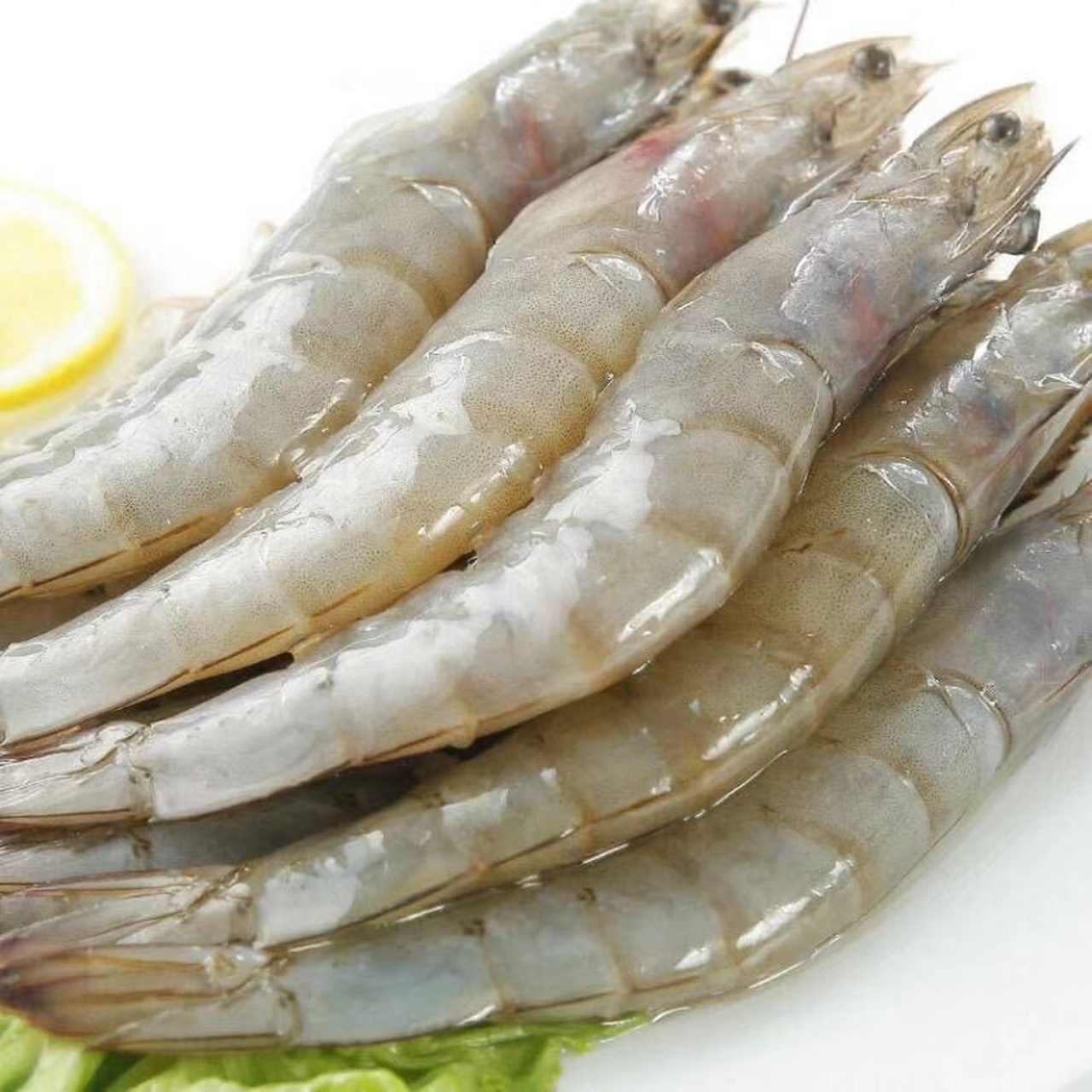 南美白虾是一种营养价值高,口感鲜美的海鲜,因其色泽洁白,肉质饱满