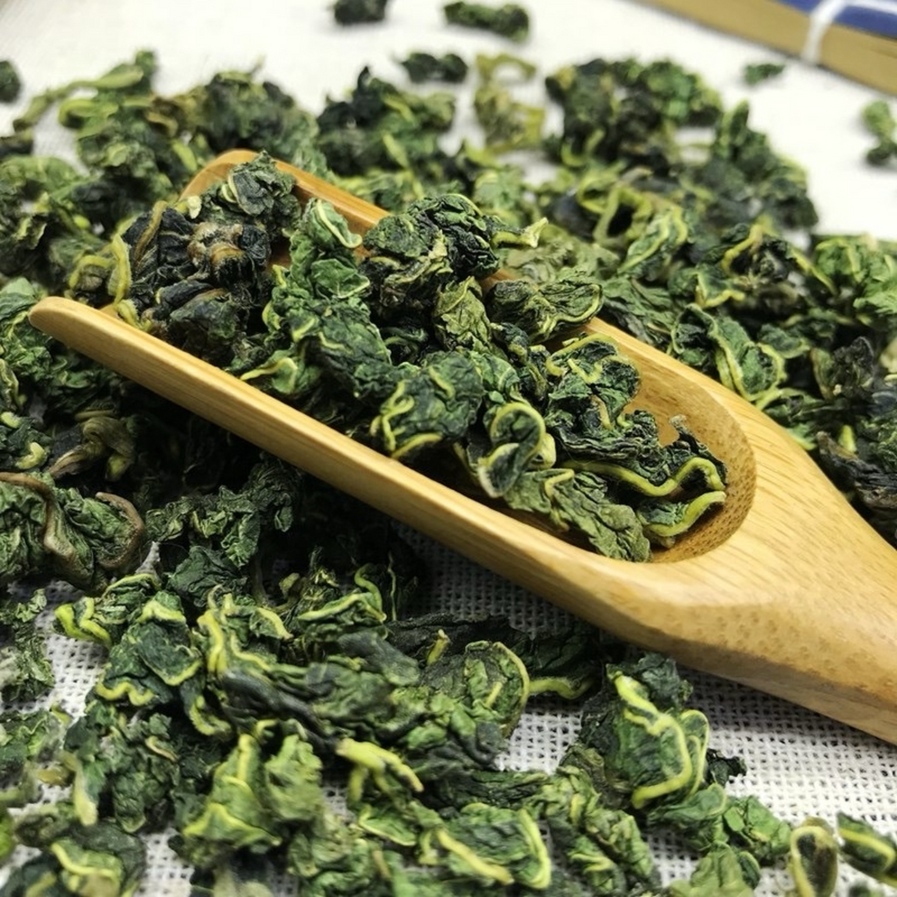 桑叶茶,顾名思义,是以桑叶为主要原料制作的一种茶饮.