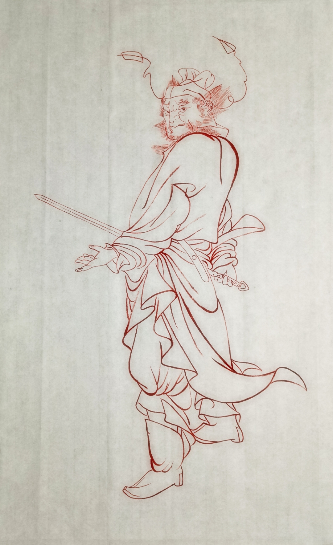 我手中这款古典风格的艺术品,仿佛是从历史长河中捞起的宝贝