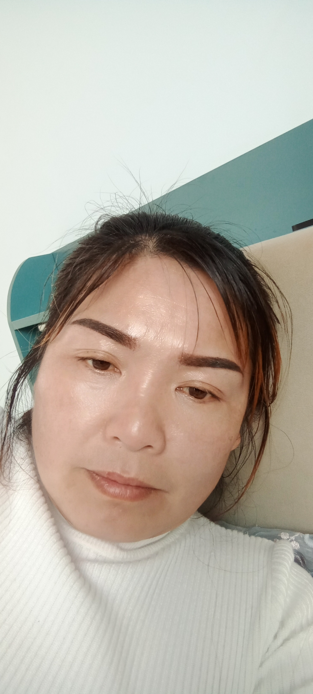 请大家看一下我这个眉毛,你们觉得丑吗?真倒霉,又一次上当了