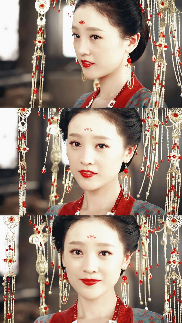 "长生,你好香啊!" 孟婆三七,  八百里黄泉之主.