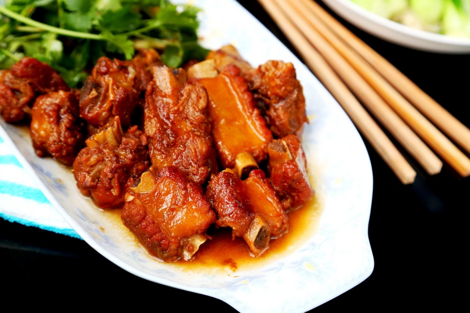 那年失恋,伤心难过的我哭了一天没吃饭,闺蜜看不下去