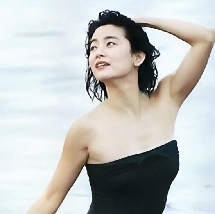 林青霞:华语影坛的传奇女神