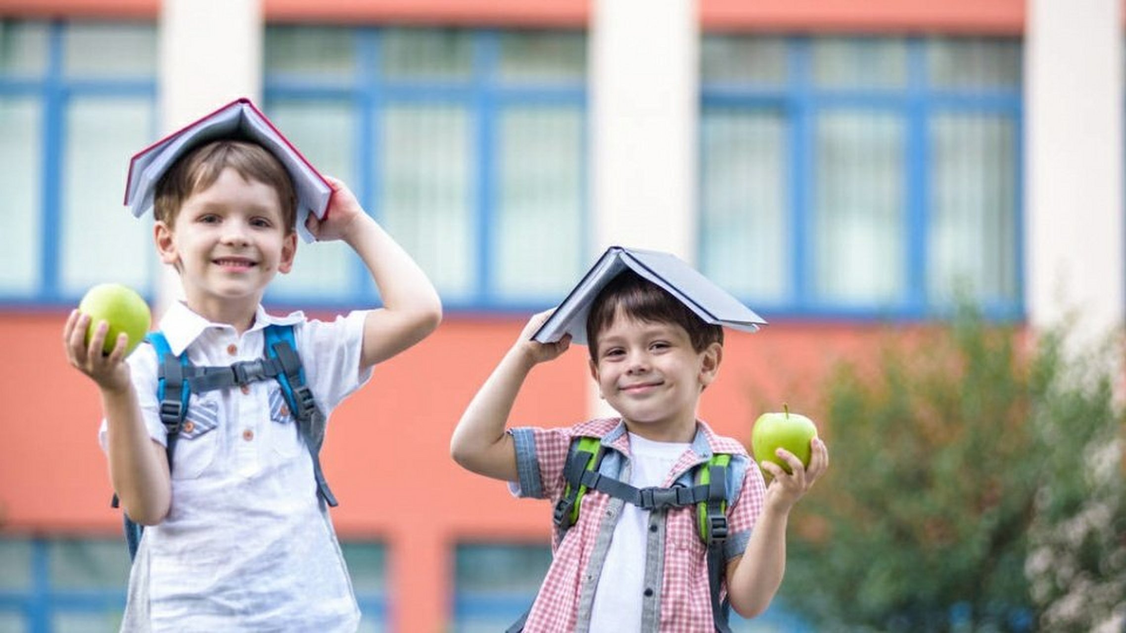 【积极人生早安分享】 史蒂夫-比达尔夫在《养育男孩》中提到:对于
