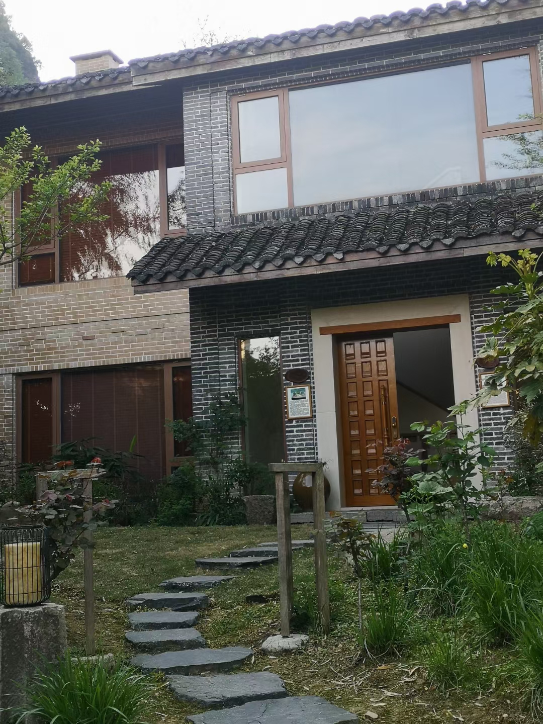  张家界.武陵源.梓山漫居>.海拔830米轻奢民俗,融合山水与土家文化元