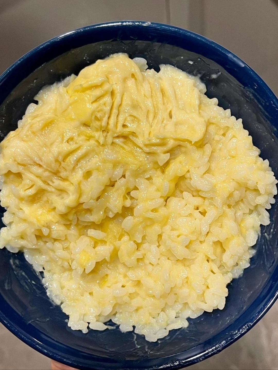 榴莲煲的饭简直超级好吃!那独特的味道, 让我一吃就爱上了