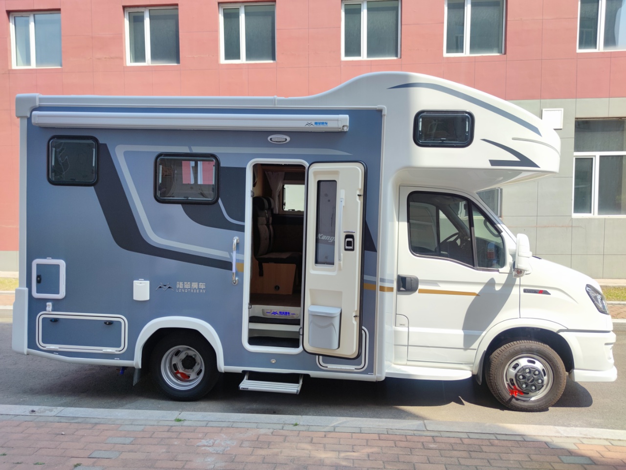 房车出租,租房车自驾游!