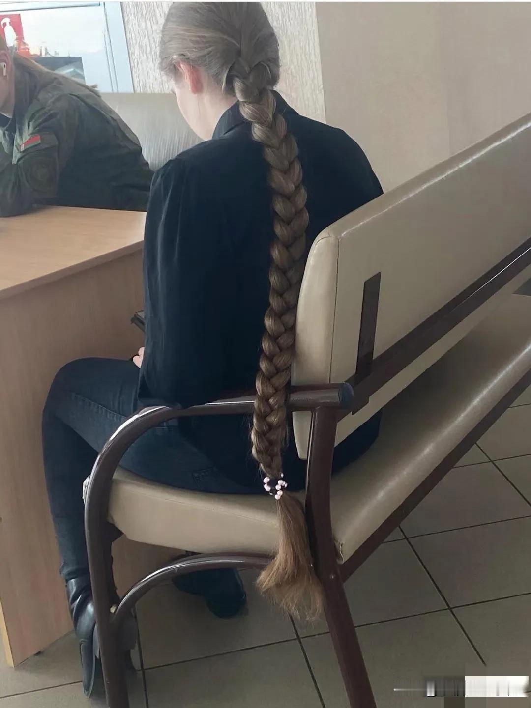 小辫我的辫子图片大全小芳辫子图片大全辫子特别粗的女人图片粗辫子