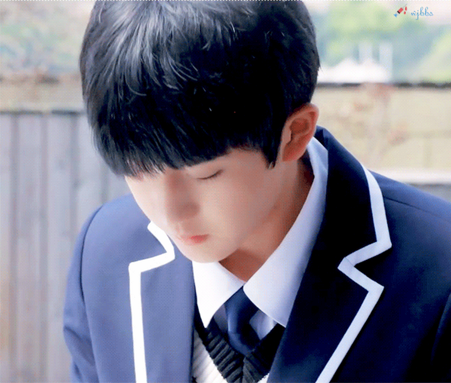 宋文嘉生日快乐! 一转眼咱小睡也22了呀[打call]