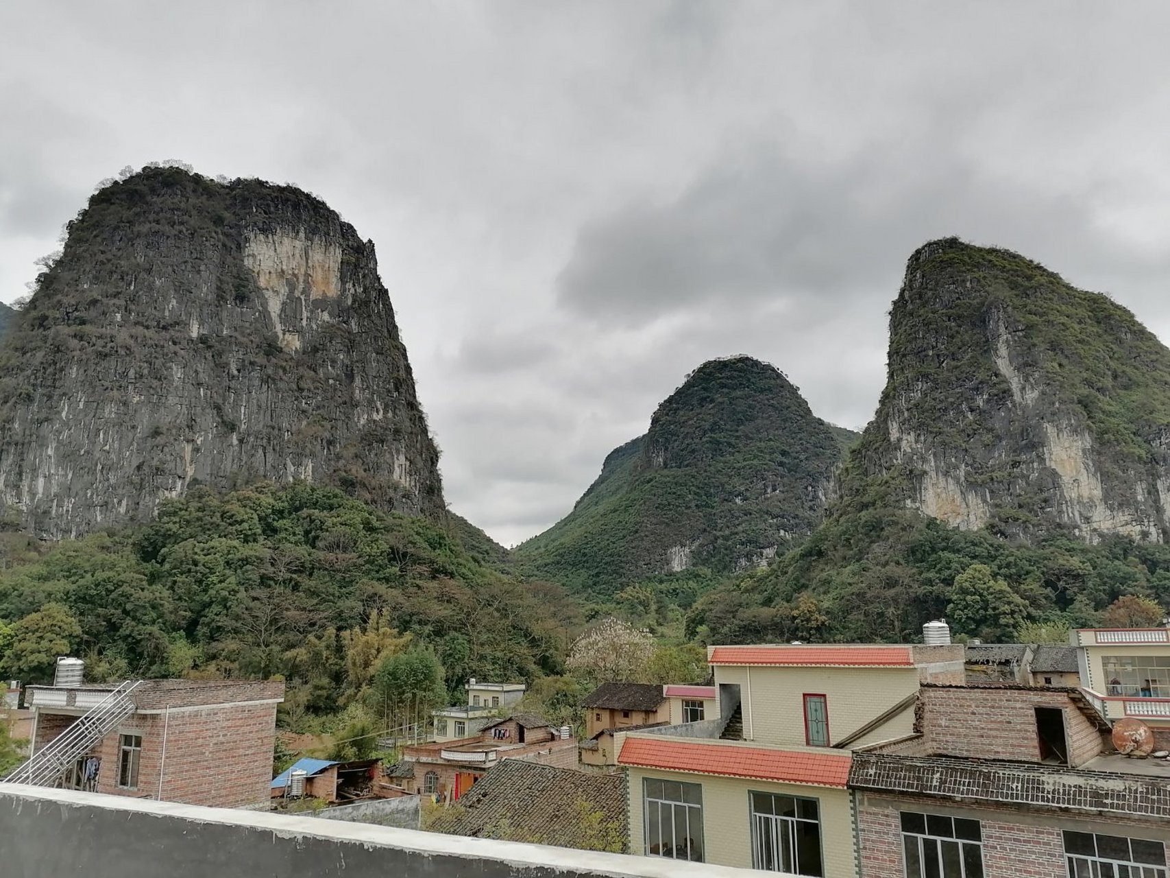 广西平乐县二塘镇最漂亮的乐塘村委乐塘村