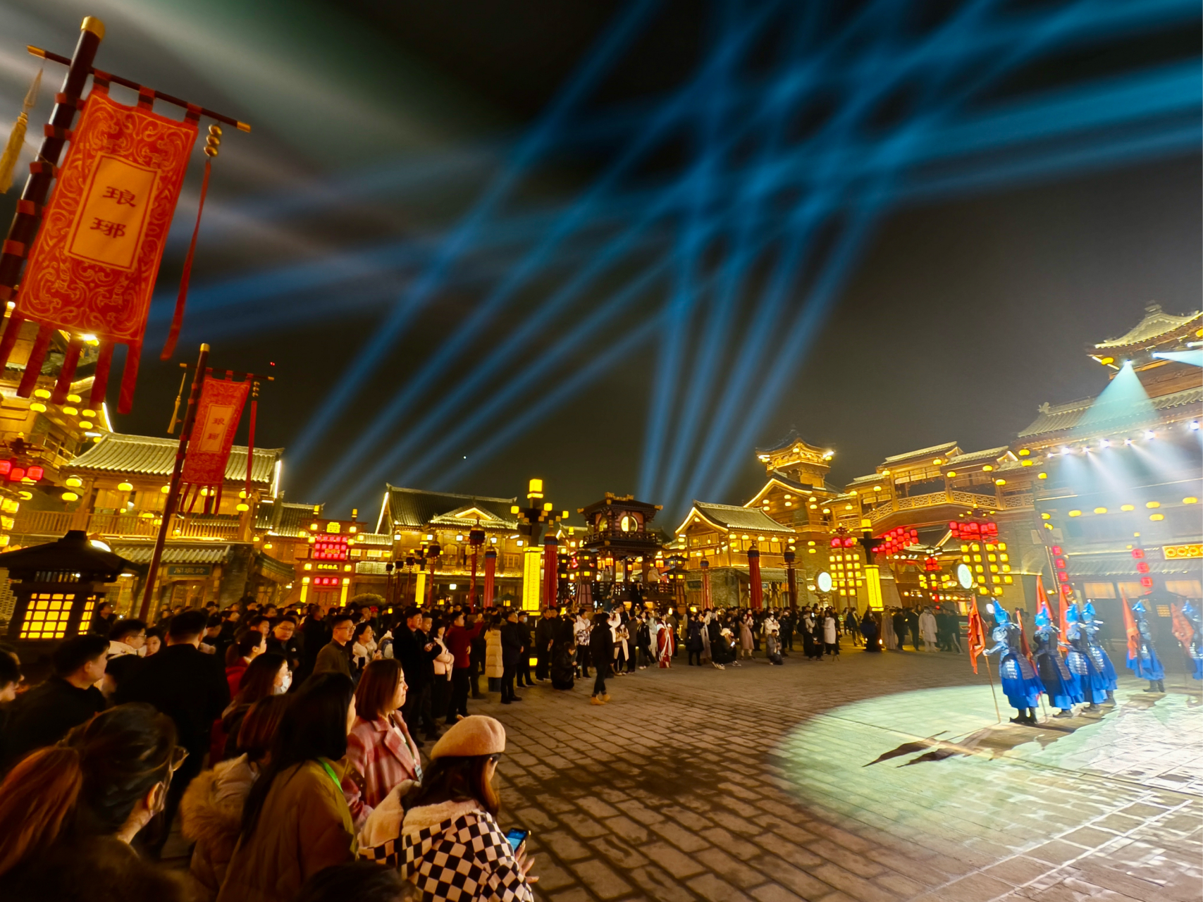 琅琊古城,位于山东临沂,是一处展现琅琊盛世全景画卷的旅游目的地.