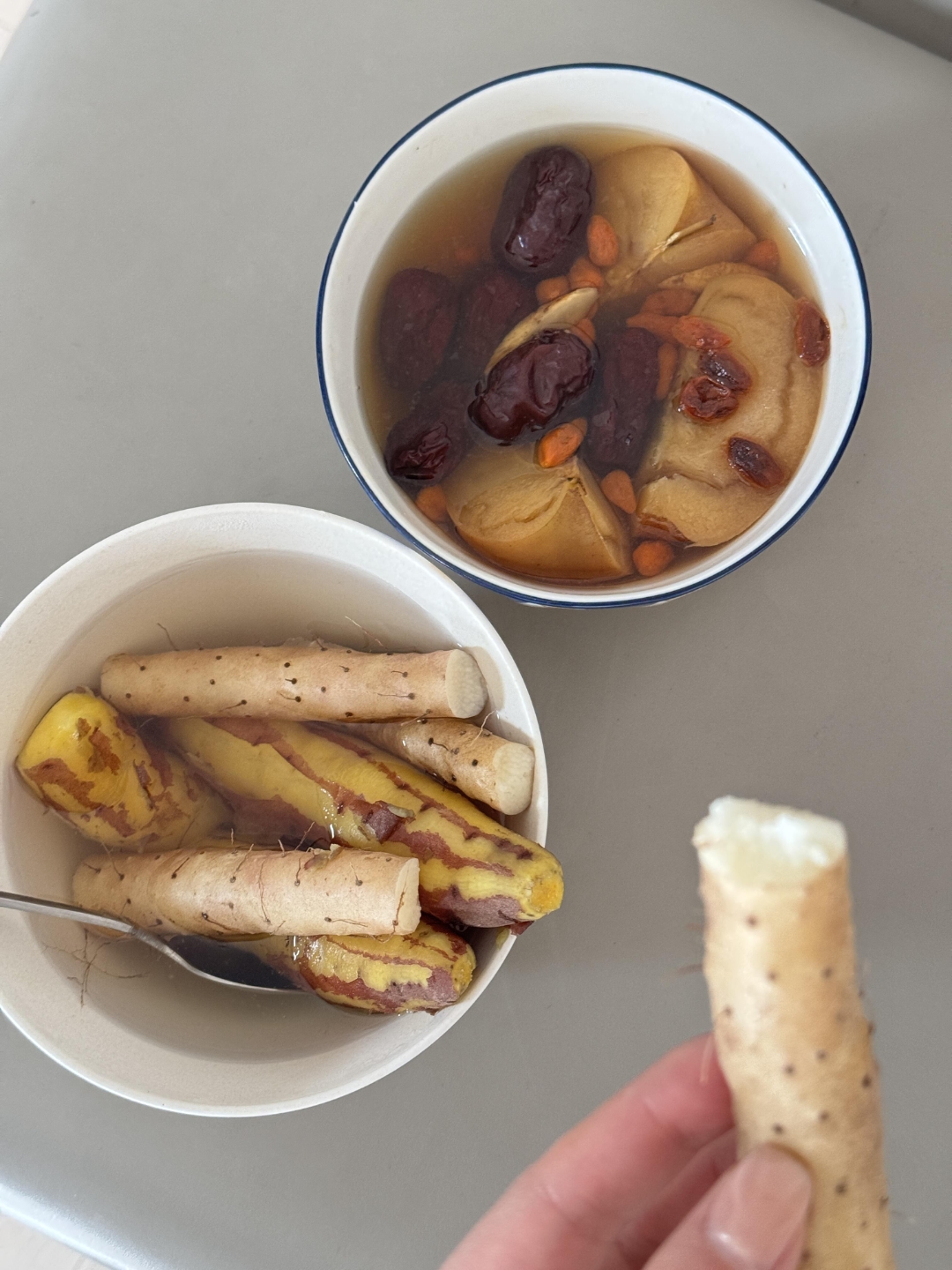 山药和红枣熬成的小甜汤清甜滋润干净饮食养出好身材