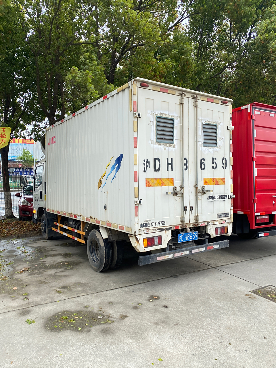 2箱货(标厢),公里数少,车况精品,可租可售.欢迎老板们前来咨询