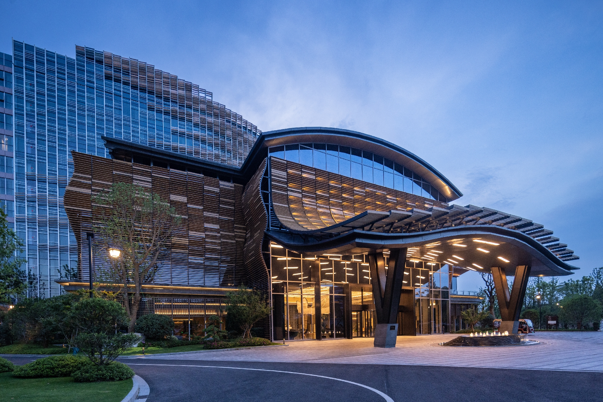 乌镇堤上度假酒店(乌镇帆船酒店)开启"打开乌镇"的新方式,是"乌镇美学