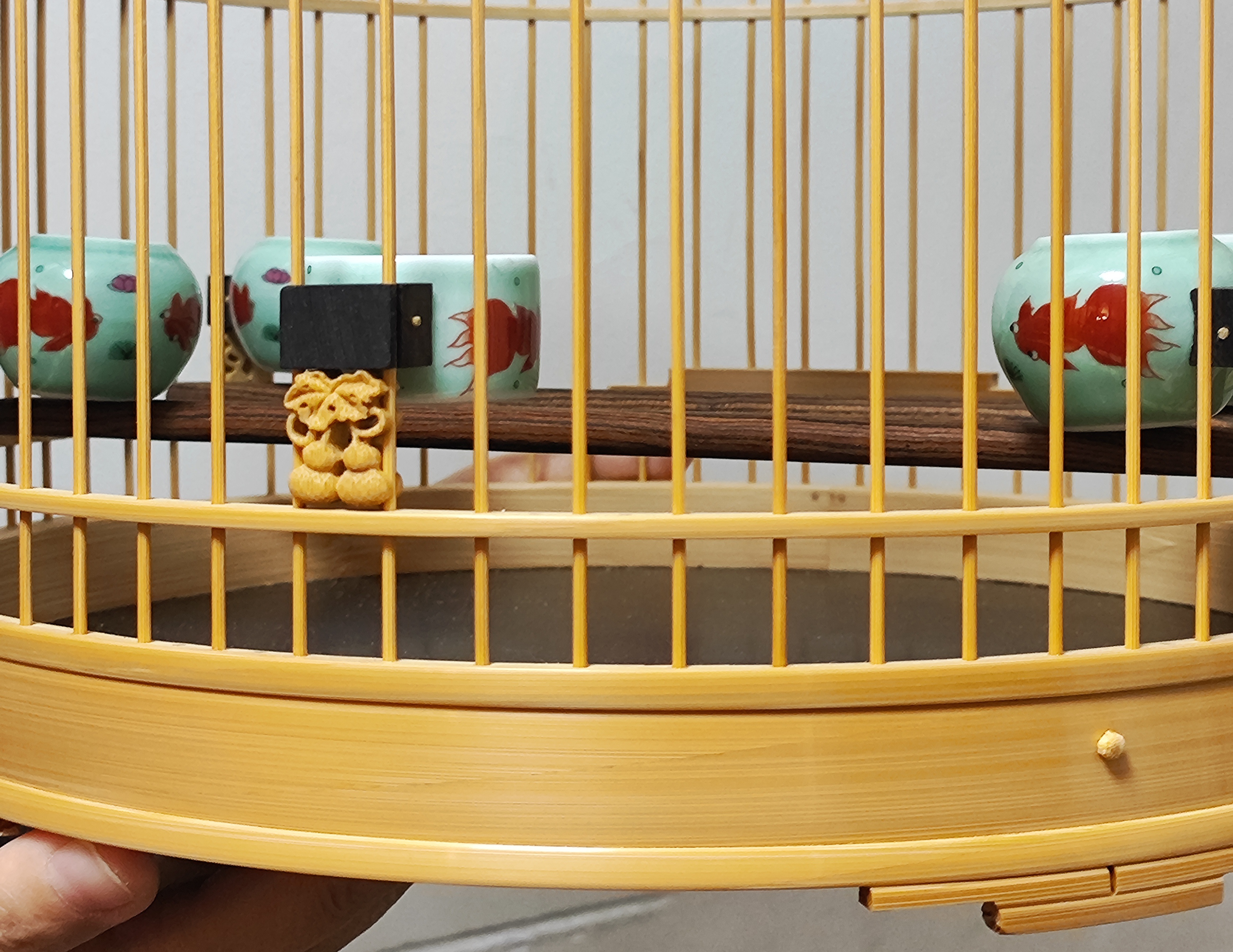 鸟笼,295直径圆笼,64条,丝距12,丝粗目测1