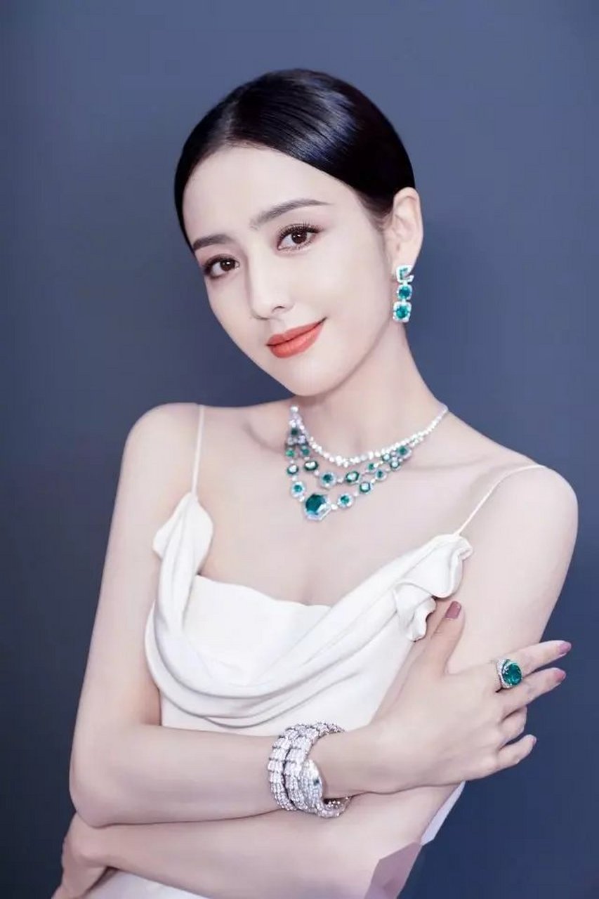 摘自新浪博客大少曳2158  啊,有夫之的妇优雅的天鹅呵  正文  瞧啊,人