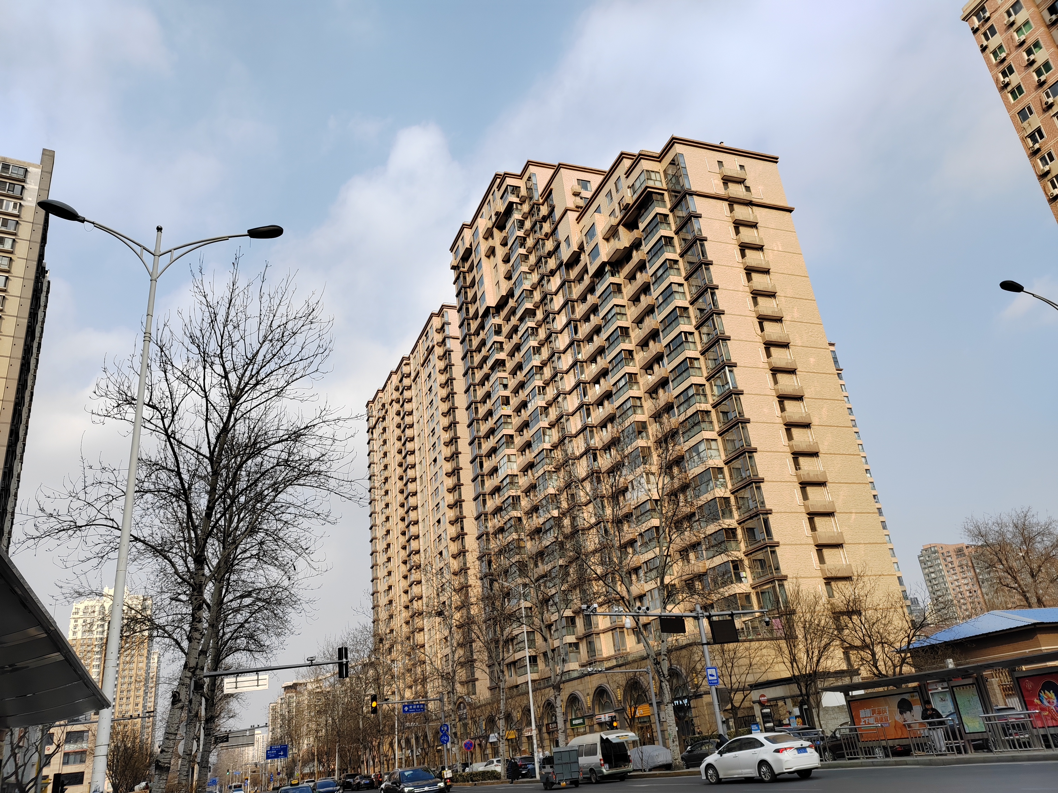 网络的便捷服务,我很久没有去线下的银行了