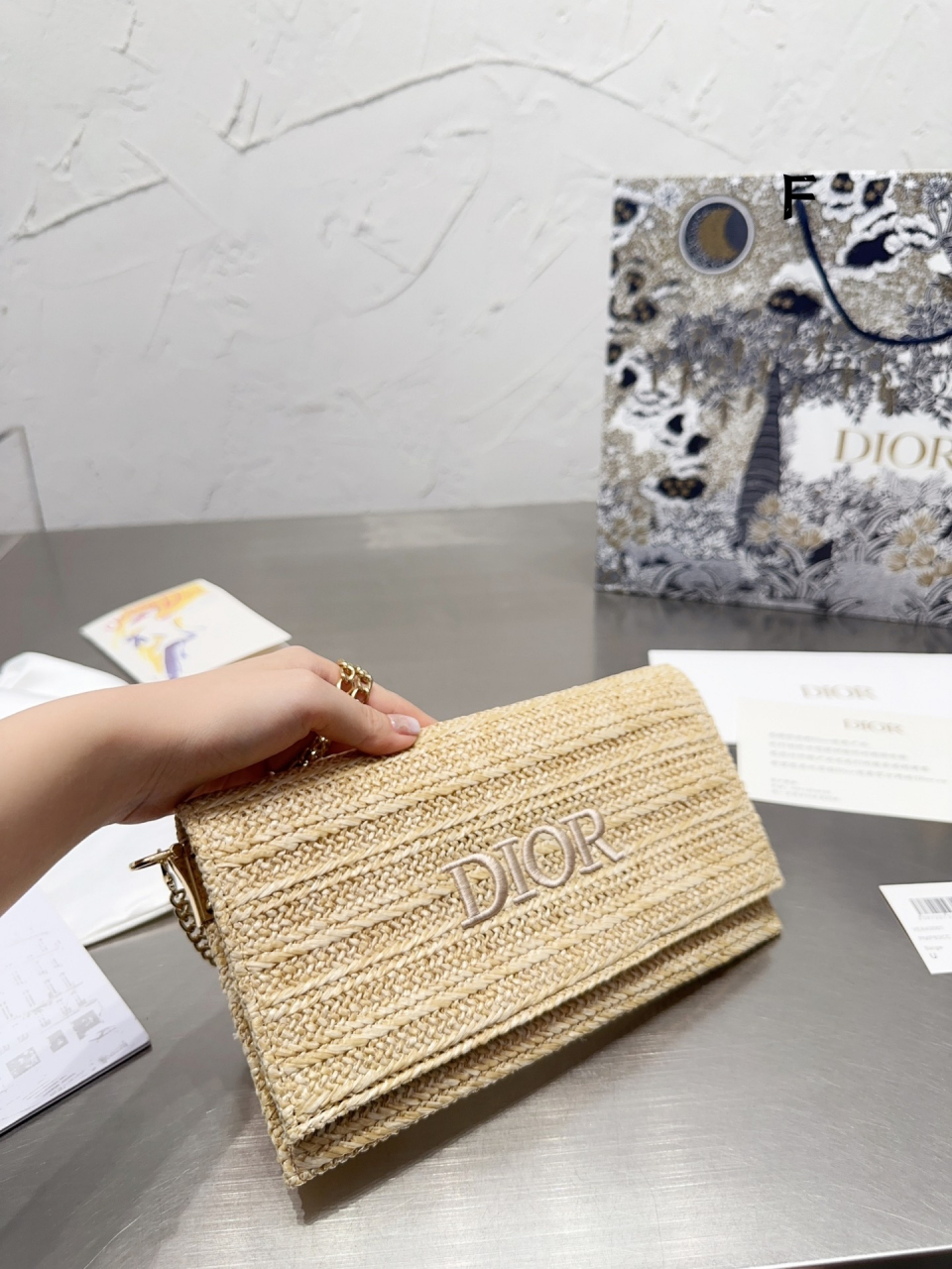 dior woc 链条包7315 迪奥的复印古花图案早在上世纪六十年代在就