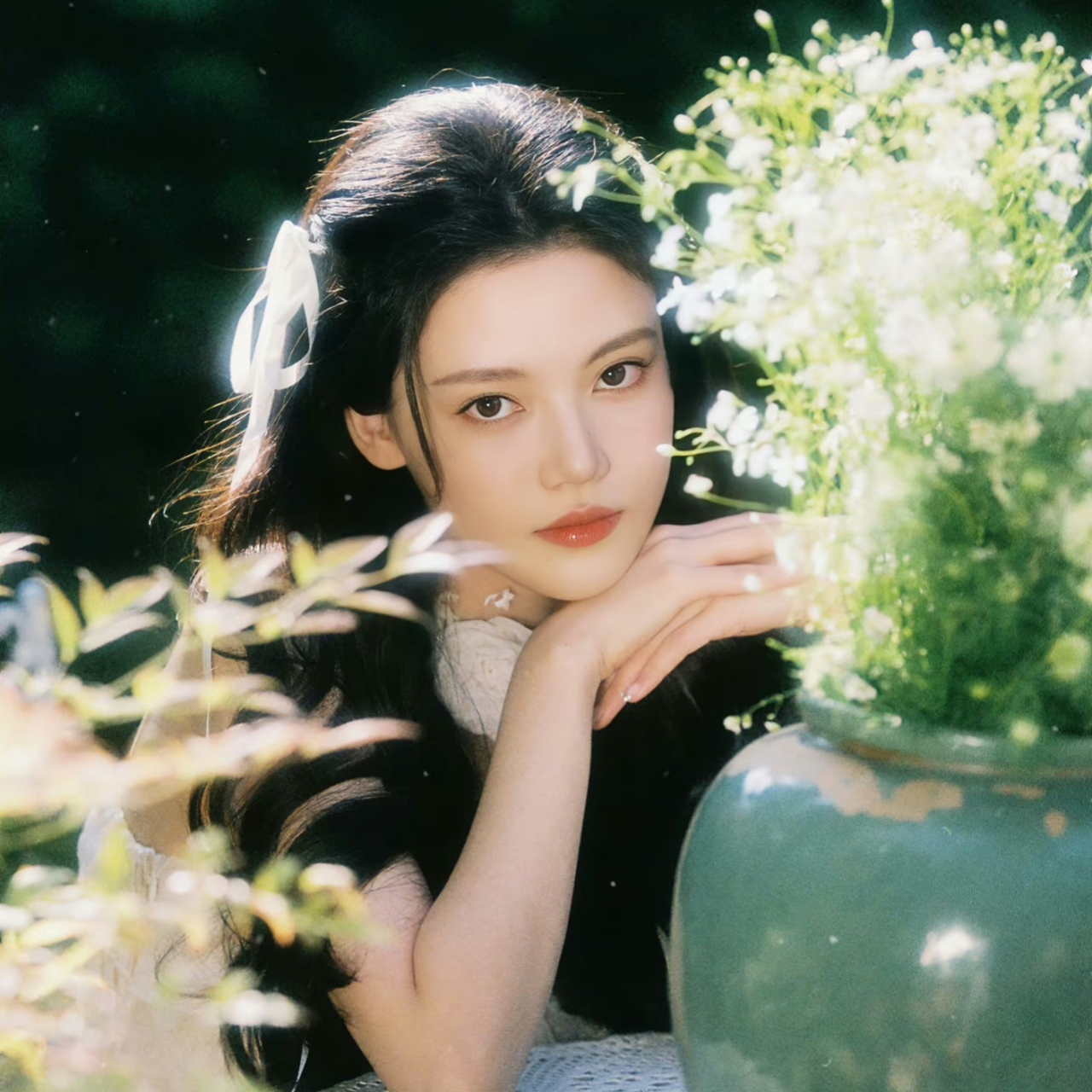 小狐狸孙珍妮,现代装也超美啊. #长月烬明