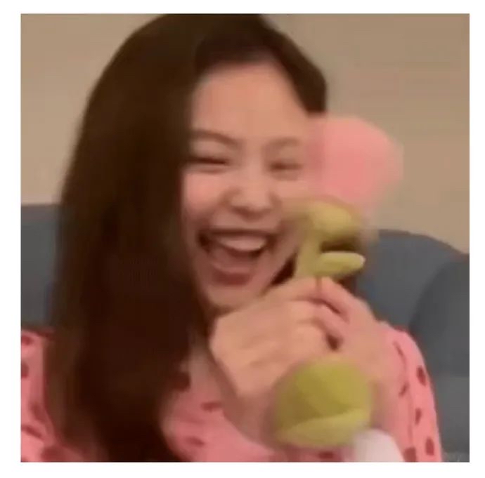 jennie表情包微信保存图片