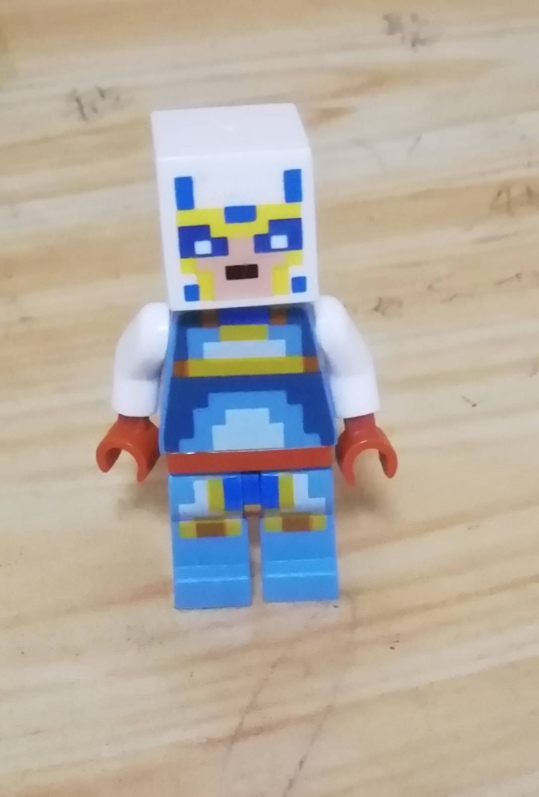 (自创him分身档案):钻石长刀hin,中级分身  钻石长柄刀:两端由钻石